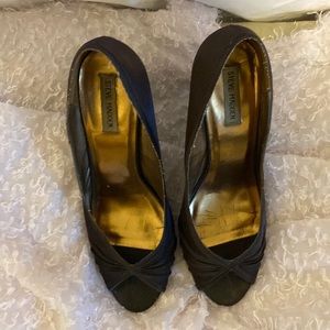 Steve Madden Brown Satin Pump